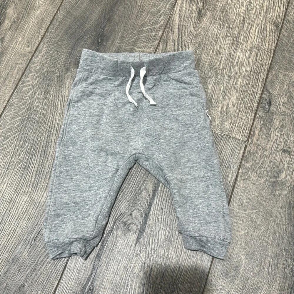• Miles The Label • Baby Basics Heather Grey Jogger 9 Months